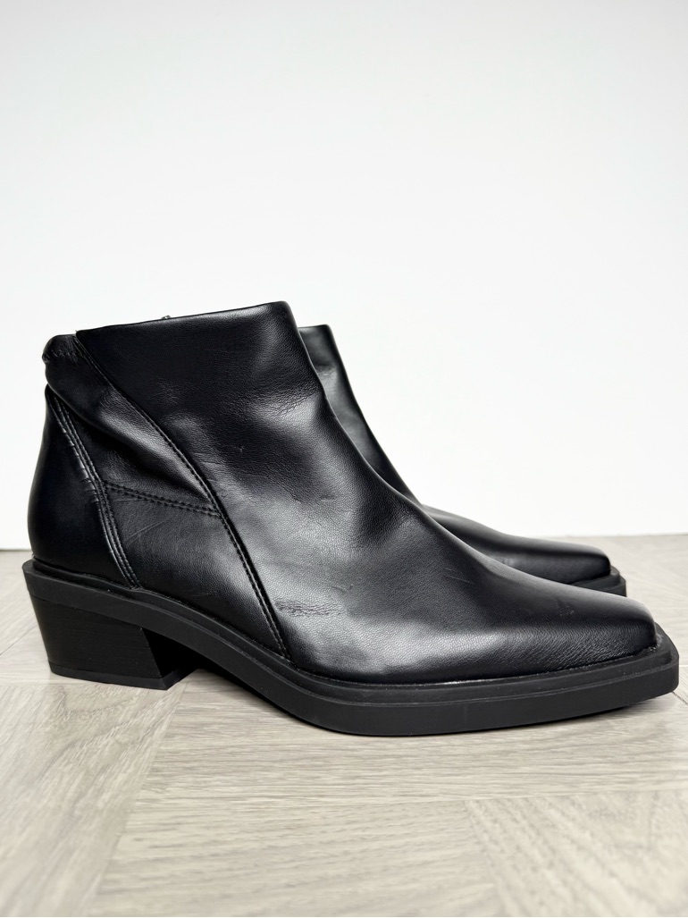 Franco Sarto Fina Black Boot 9m